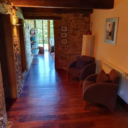 Rectoral De Lestedo Casa di campagna